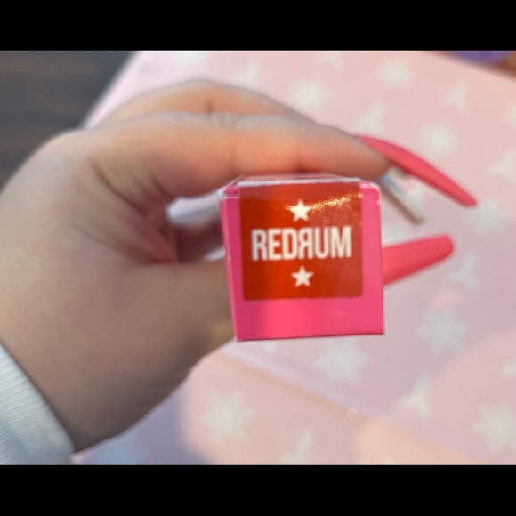 Jeffree Star Makeup - Picture 6 of 9